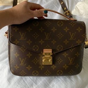 Louis Vuitton pochette Metis